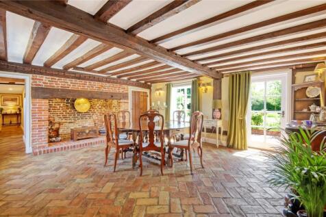 Entrance/Dining Hall
