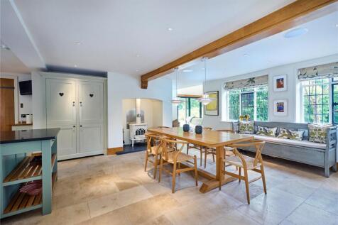 Kitchen/Breakfast Rm