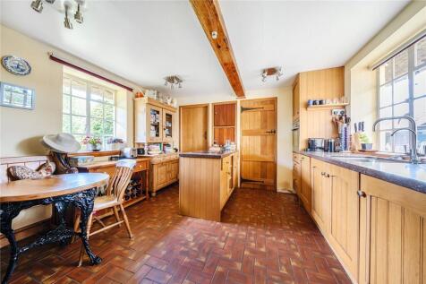 Kitchen/Breakfast Rm