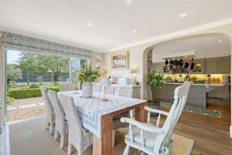 Breakfast Room