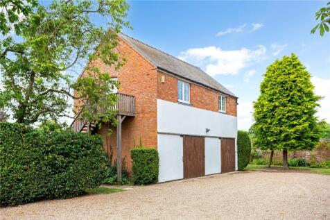 Garage/ Outbuildings