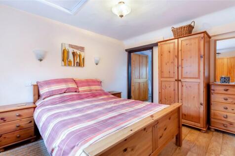 Bedroom Five -Annexe