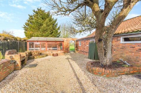 Gravel Courtyard