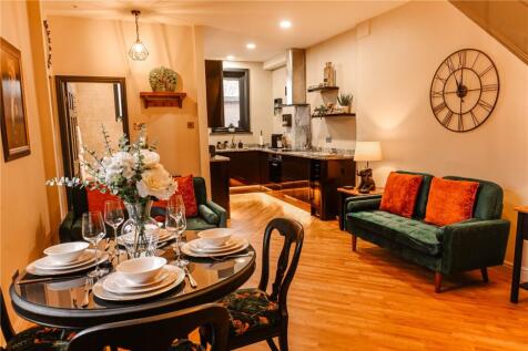 Kitchen/Living Room