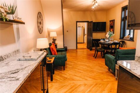 Kitchen/Living Room