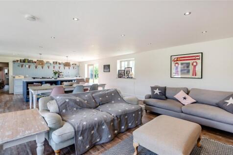 Family Room/Kitchen