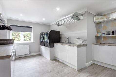 Cottage - Kitchen