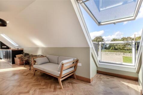 Annexe - Living Area
