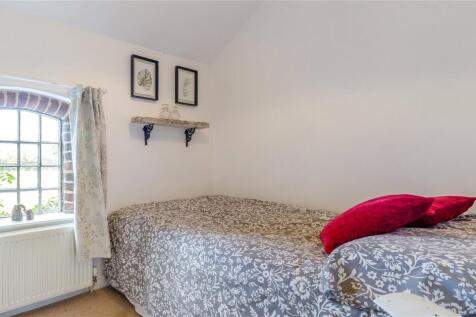 Cottage - Bedroom