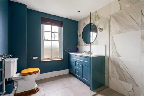 En Suite Shower