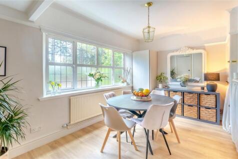 Breakfast Room