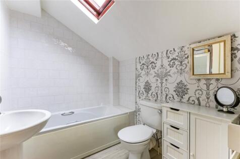 En Suite Bathroom