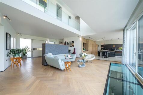 Sitting Area