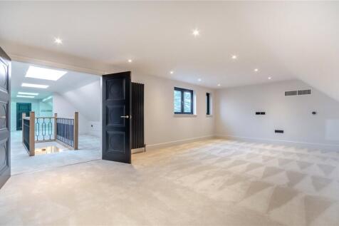 Bedroom / Games Room