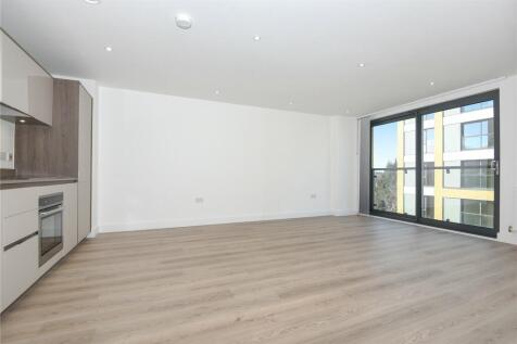 Kitchen/Living Rm