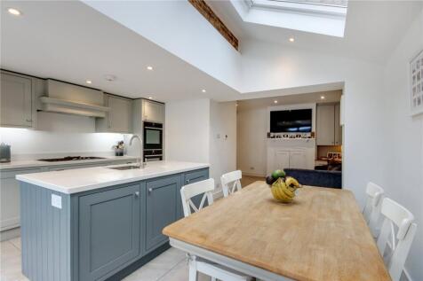 Kitchen/Dining Rm