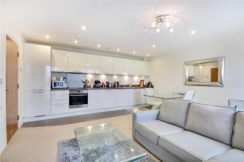 Sitting/Dining Room