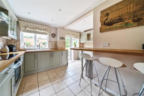 Kitchen/Breakfast Rm