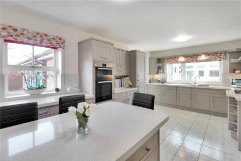 Kitchen/Breakfast Rm