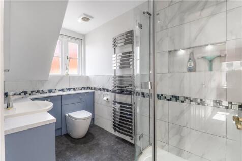 En Suite Bathroom