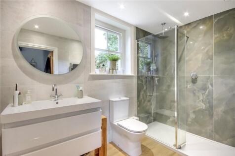 En Suite Shower Room