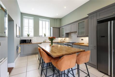 Kitchen/Breakfast Rm