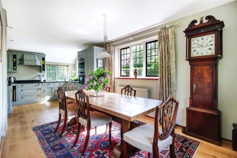 Kitchen/Dining Rm