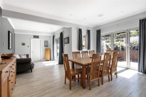 Dining/Breakfast Rm