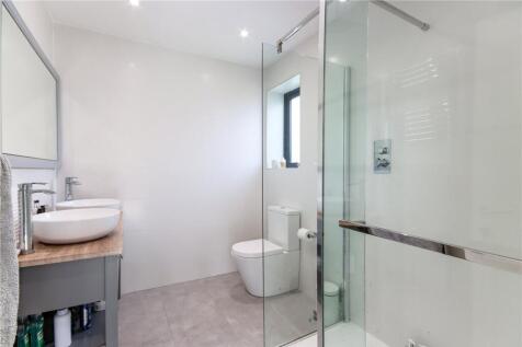 En Suite Shower Room