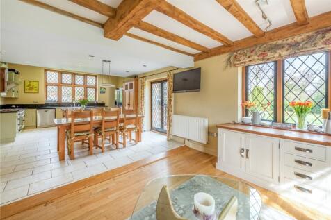 Kitchen/Breakfast Rm