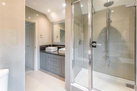 En Suite Shower Room