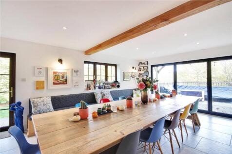 Breakfast/Dining Rm