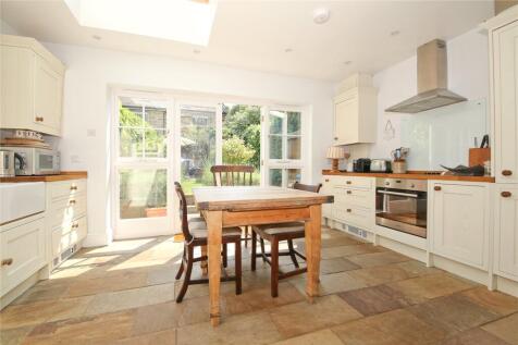 Kitchen/Dining Rm