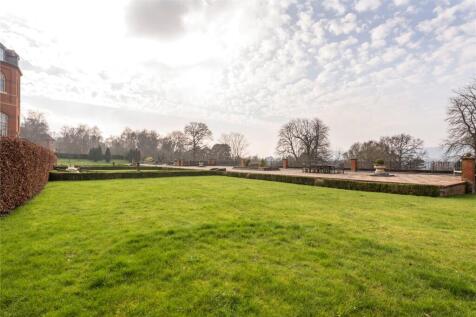 Communal Grounds