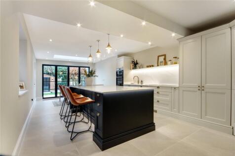 Kitchen/Breakfast Rm