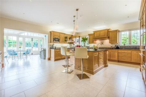 Kitchen/Breakfast Rm