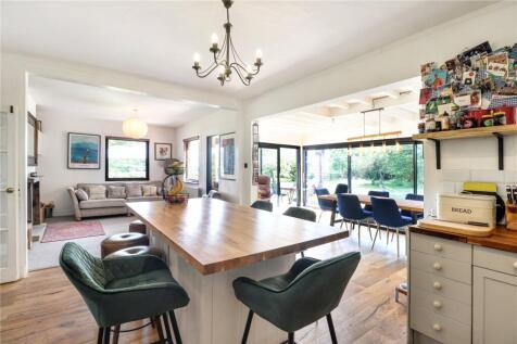 Kitchen/Breakfast Rm
