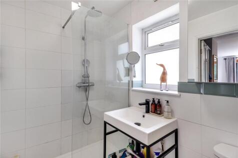 En Suite Shower Room