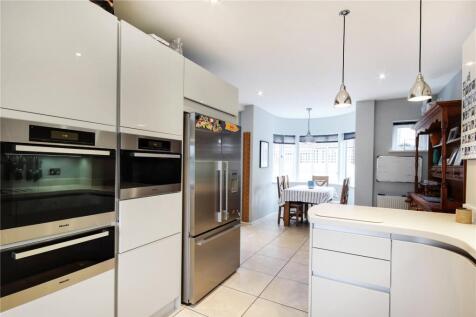 Kitchen/Dining Rm