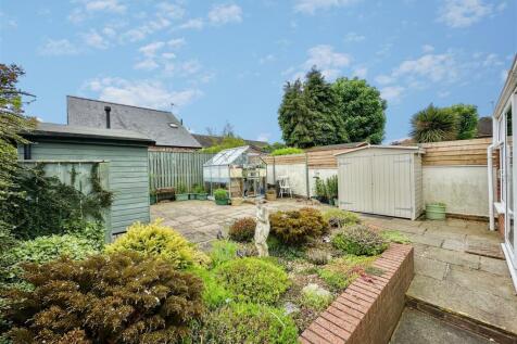 Enclosed Rear Garden