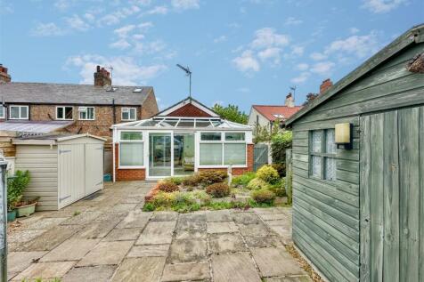 Enclosed Rear Garden