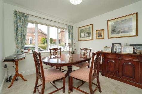 Dining Room / Snug