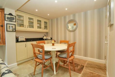 Open Plan Living Dining Kitchen