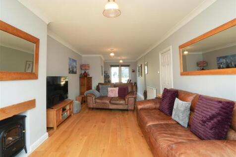 Dining Lounge