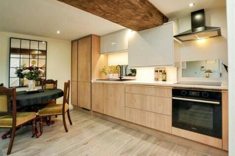Open Plan Living / Dining / Kitchen