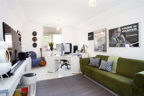 Bedroom/Office