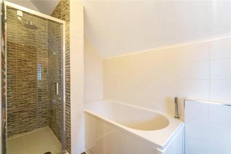 Ensuite Bedroom 1