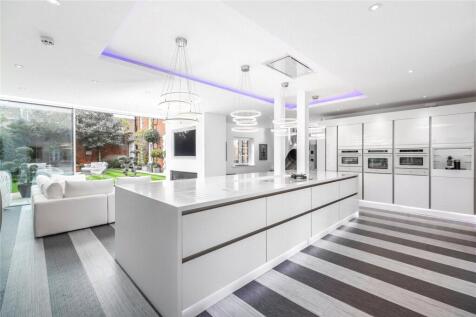 Kitchen/Family Area