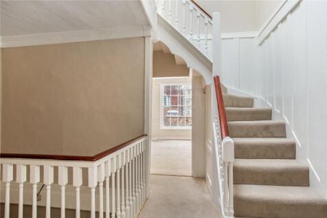 Stairs/Landing