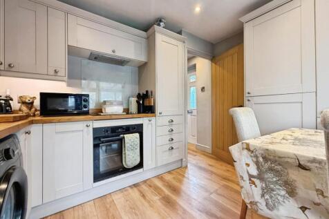 6d5ff874-KITCHEN 202.jpg